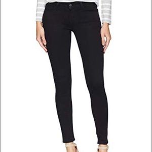 Levi’s 535 super skinny black jeans